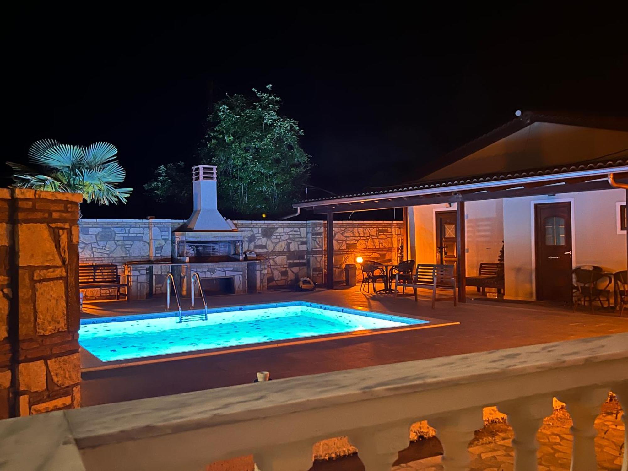 Sekreto - "S" Maisonettes & Studios Adults Only Parga Exterior photo