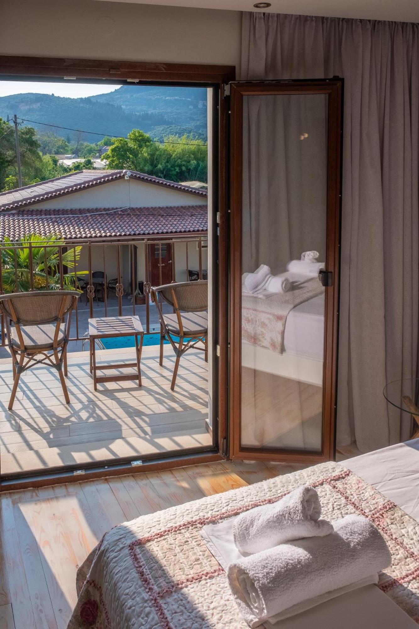 Sekreto - "S" Maisonettes & Studios Adults Only Parga Exterior photo