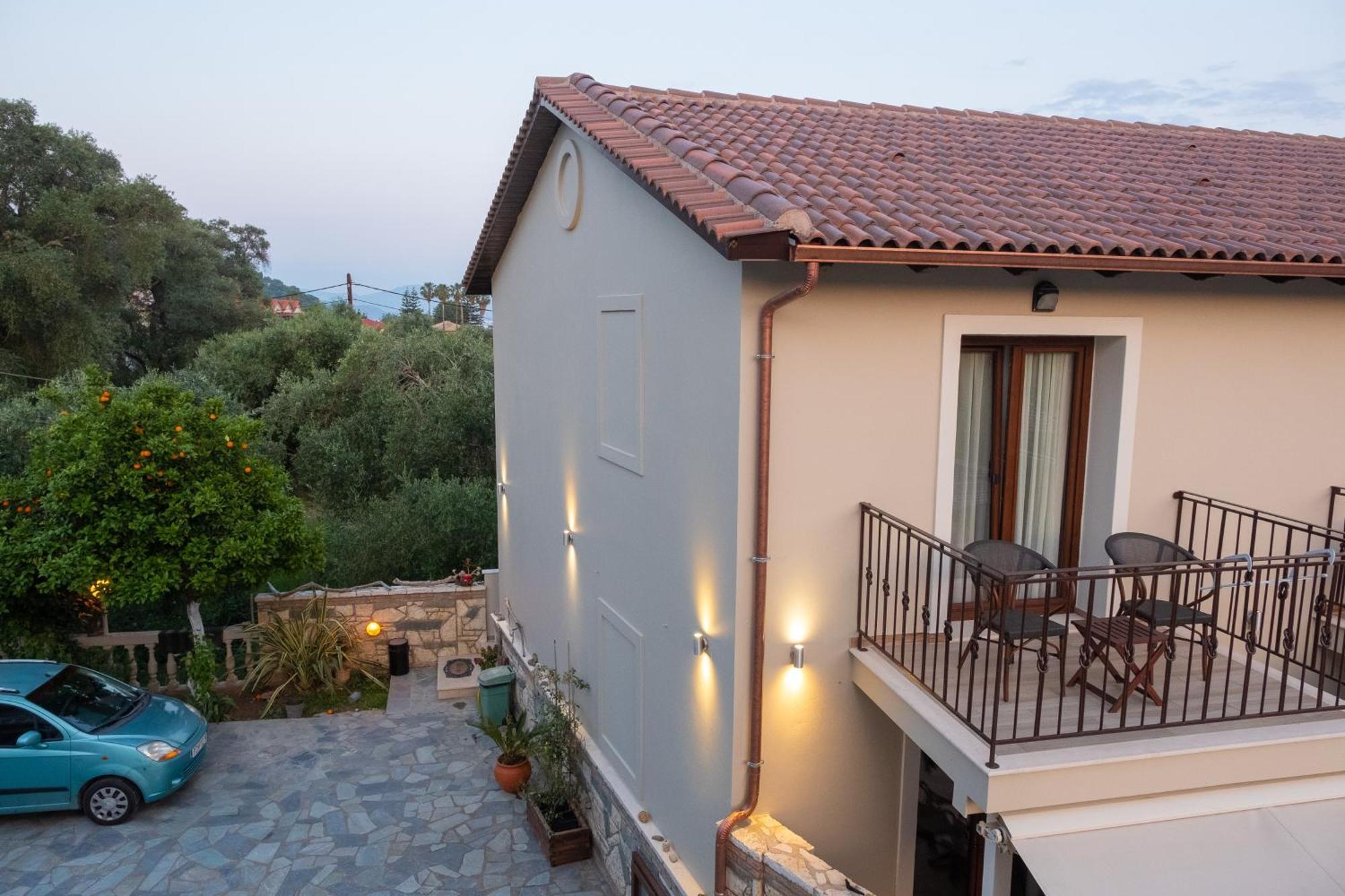 Sekreto - "S" Maisonettes & Studios Adults Only Parga Exterior photo